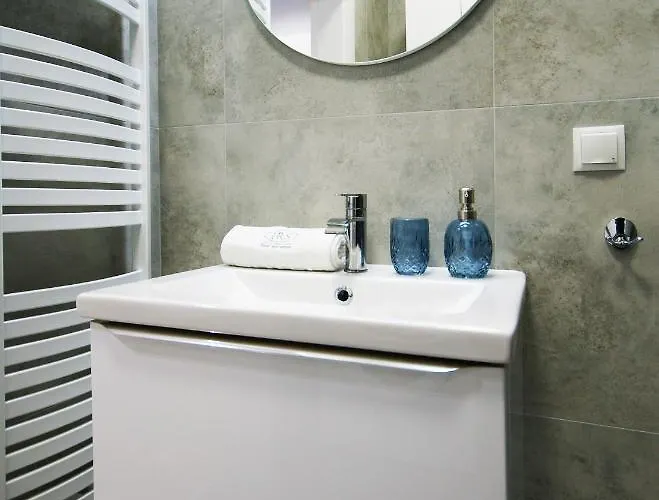 Irs Royal Irs Nadmorski Dwor 2 * غدانسك